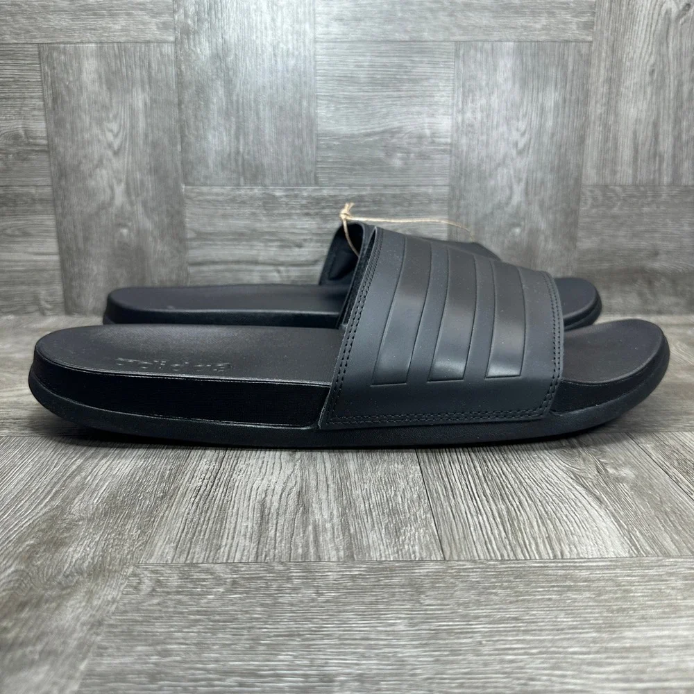 Adidas Adilette Comfort Mens Size 14 Black Slides Sandals Athletic NEW GZ5896